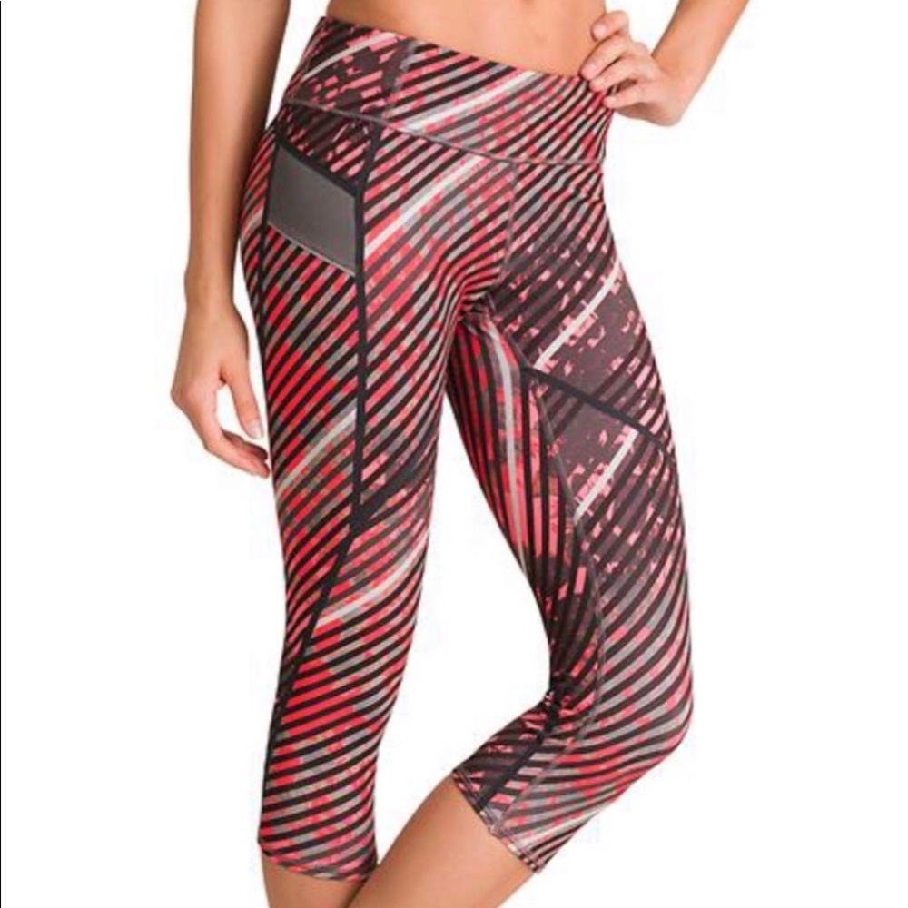Athleta Radical Stride Capri